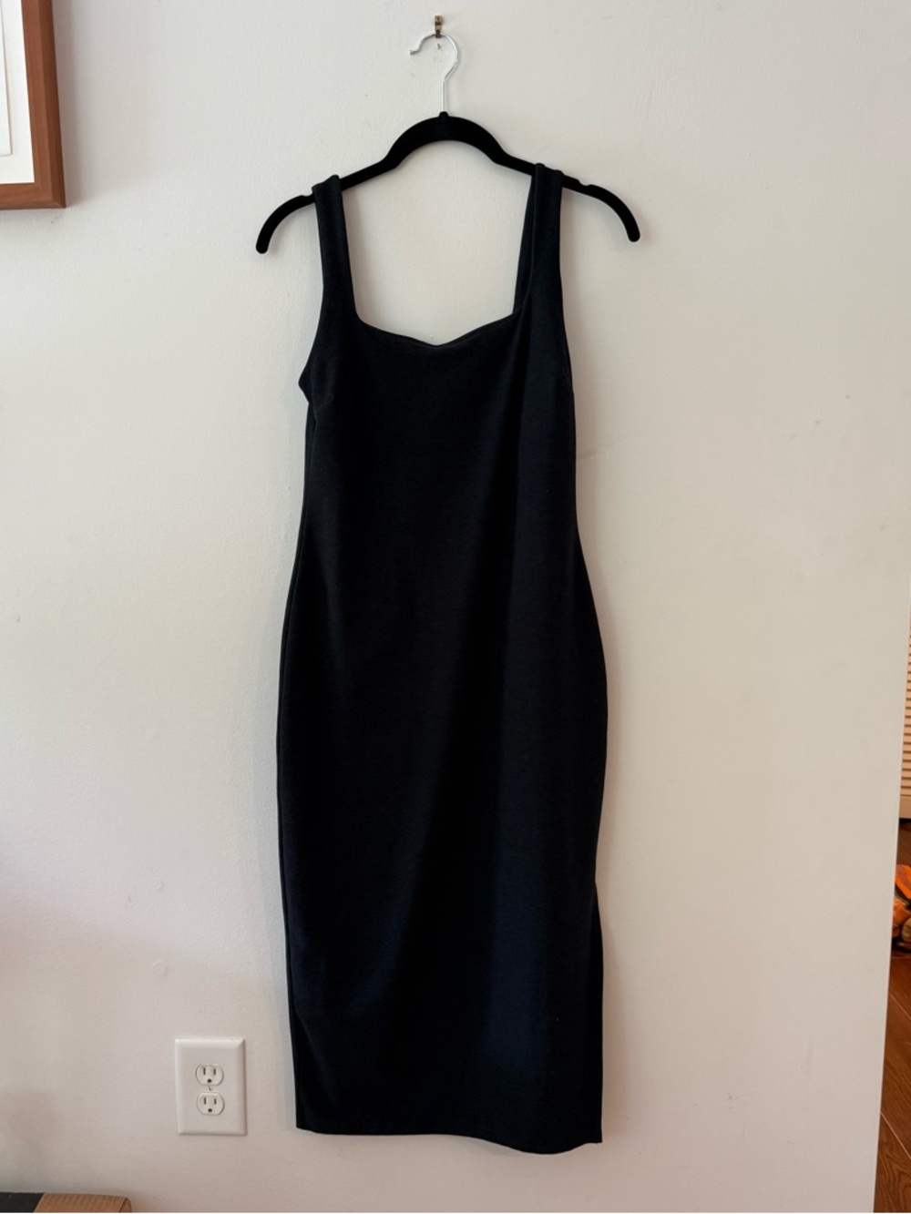 Beyond Yoga Spacedye Icon Black Sleeveless Midi Dress size Medium